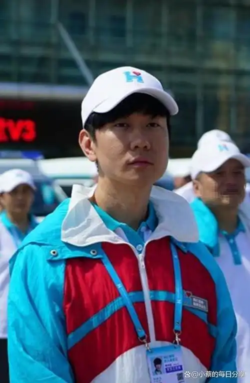 同时,她还带来了一支豪华的明星志愿者队伍,包括著名主持人汪涵,中国