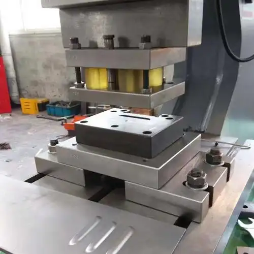 精密五金冲压成型模具 不锈钢冲压模具 复合模来图来样