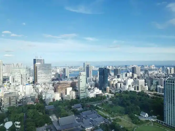 当然站在这里,鸟瞰东京全貌是一个不错的选择