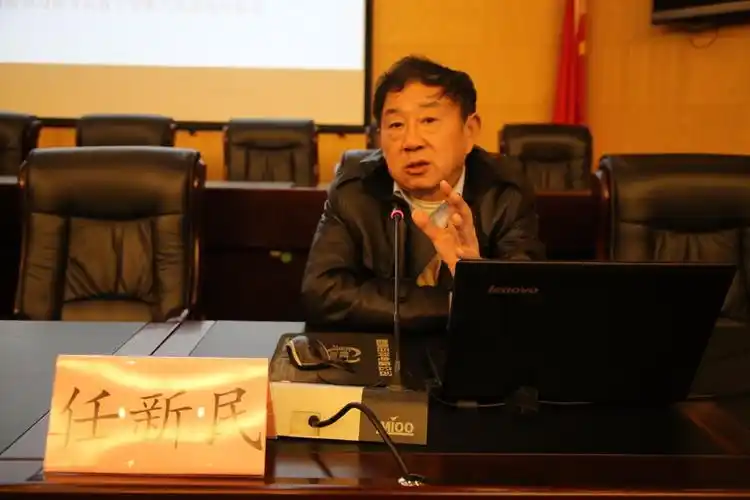 省委宣讲团成员,云南大学马克思主义学院原院长任新民作省第十次