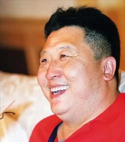 回顾金牌教练金炜先后娶3位徒弟三婚娶刘子歌后移居澳大利亚