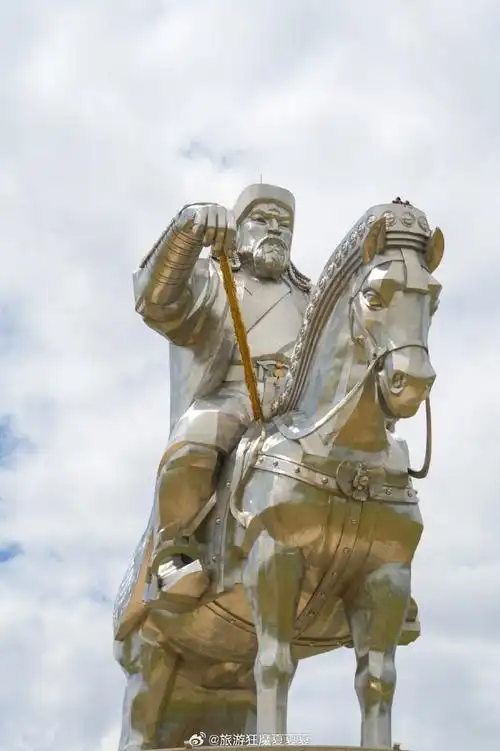 【蒙古·额尔登·成吉思汗骑马雕像】#夏日造浪计划#在蒙古国人民的
