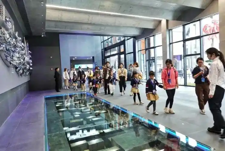 中国海洋渔文化馆大量运用ar技术,裸眼3d技术开发沉浸式项目,让您在