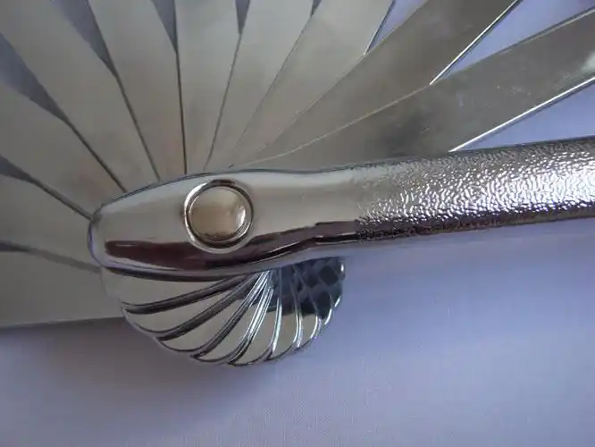 防身兵器库太极扇不锈钢防身武术铁扇子太极晨练扇风手感好防滑手柄铁