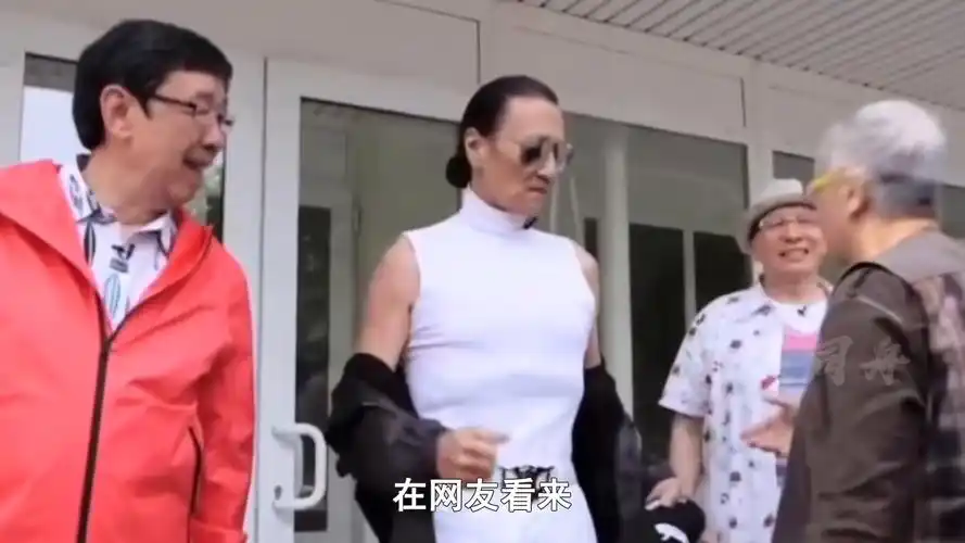 谢贤:当众掌掴81岁曾江,事后主动鞠躬道歉,背后真相到底是啥?