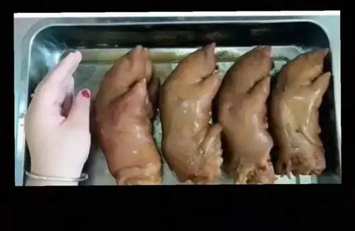 果然"大猪蹄子"不是白叫的