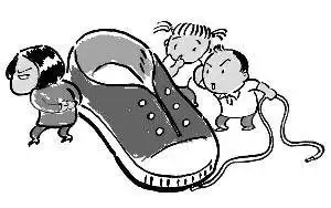 小朋友简笔画穿鞋