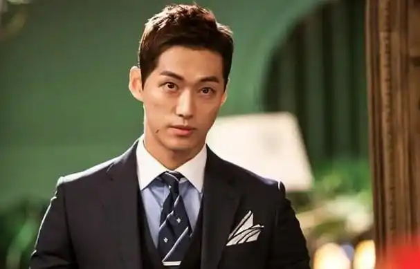 出道近20年捧红过无数男星,从《城市猎人》李敏镐,《healer》池昌旭到