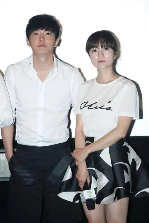 陆毅郭京飞私下关系,长相甜美身材迷人