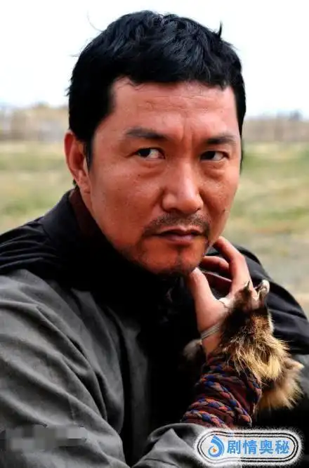 赵燕国彰外形俊逸,潇洒,硬朗,极具明星魅力! 你看过他的作品吗?