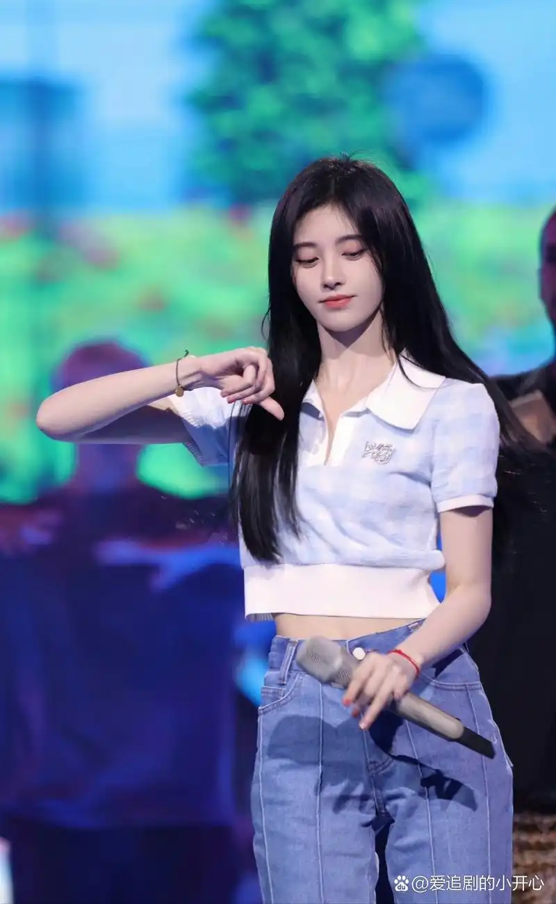 系列#鞠婧祎# #超好看鞠婧祎图片# #鞠婧祎跨年舞台彩排双马尾造型