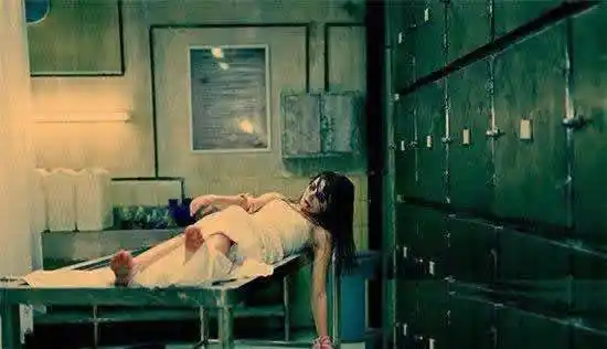 胆小勿入恐怖太平间诈尸事件真相揭秘图