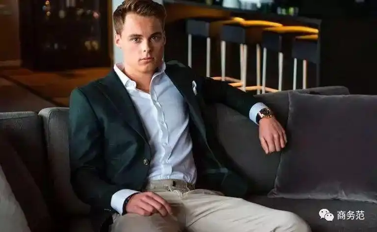 25岁世界最年轻男富豪:当过模特坐过牢,拥有200亿身家.