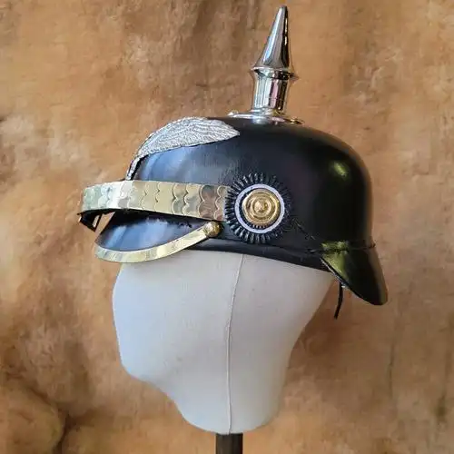 (现货速发)德国尖顶盔pielhaube一战普鲁士军盔复古牛皮头盔真人可穿