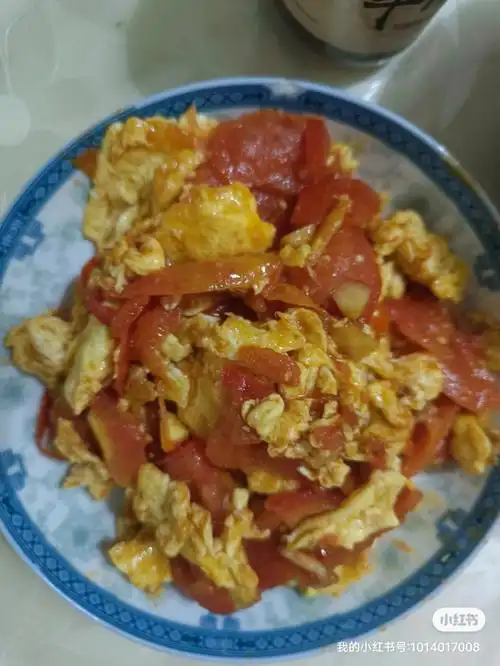 分享一个超简单的家常菜做法番茄炒蛋