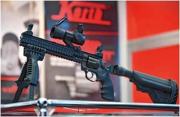 绝对颠覆你三观的"三款前沿手枪"_网易订阅