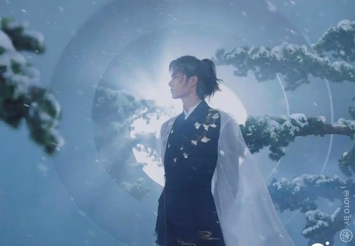 来看看陈漫镜头下的王一博国风大片新片,表现力什么水平?