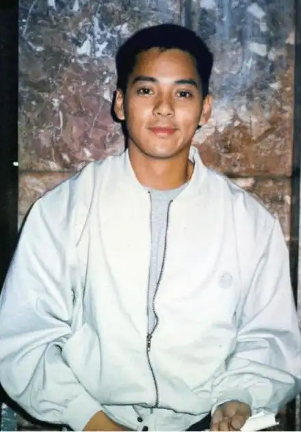 曾红过刘德华到抛弃怀孕港姐吸毒被捕的莫少聪现在怎么样