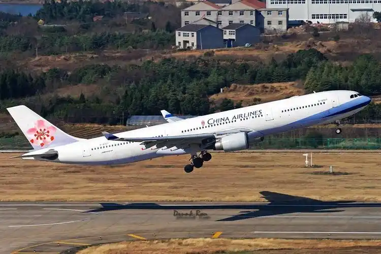 华航正式敲定6架波音777货机协议花费21亿美元