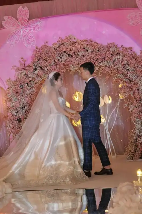 《张洋,李佳结婚典礼掠影》 2016-11-12 天津迎宾馆