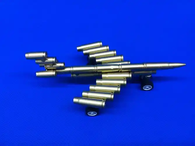 p>弹壳工艺品,又称子弹壳工艺品,弹壳模型.