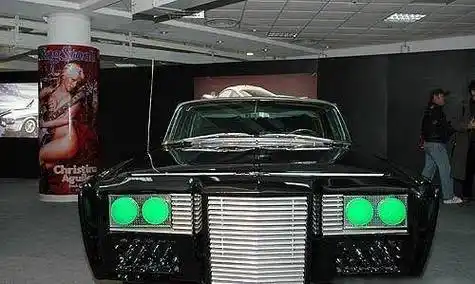 原创李小龙生前使用的道具被美国人炒到天价让国人骄傲