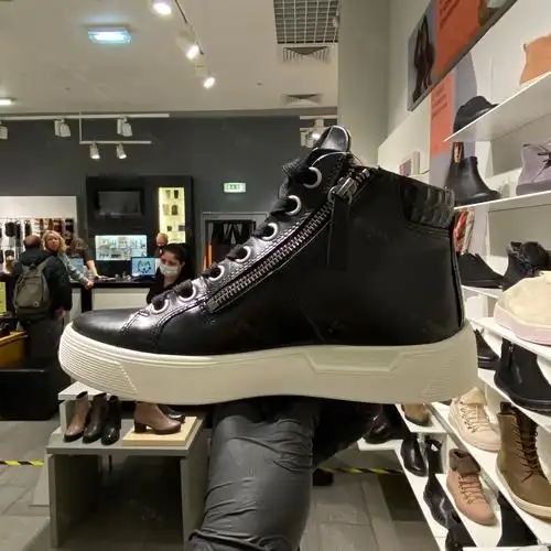 ecco爱步高帮鞋2021年秋冬新款简约系带板鞋女鞋高帮鞋