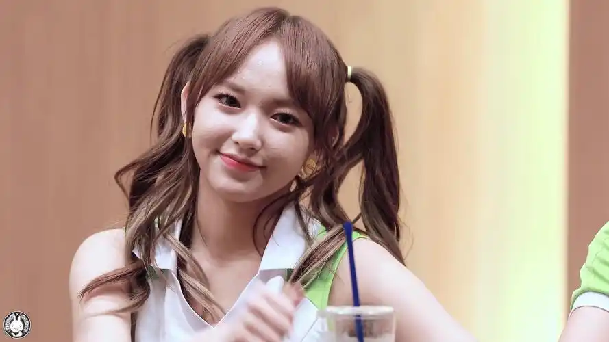 程潇:女神程潇,为什么被称为"奶潇"