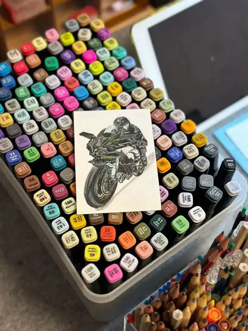 挑战画100辆摩托车 川崎h2r(2/100)