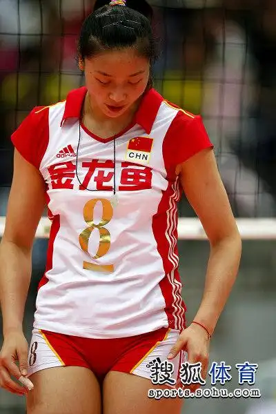 图文中国女排vs土耳其魏秋月恬静