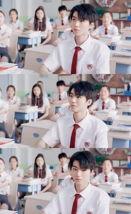 王俊凯身穿校服的样子真的是好阳光,好温暖,好帅气啊!