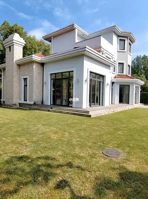 独栋别墅建筑面积341平,花园650平小区中心位置,报价4500万看房方便