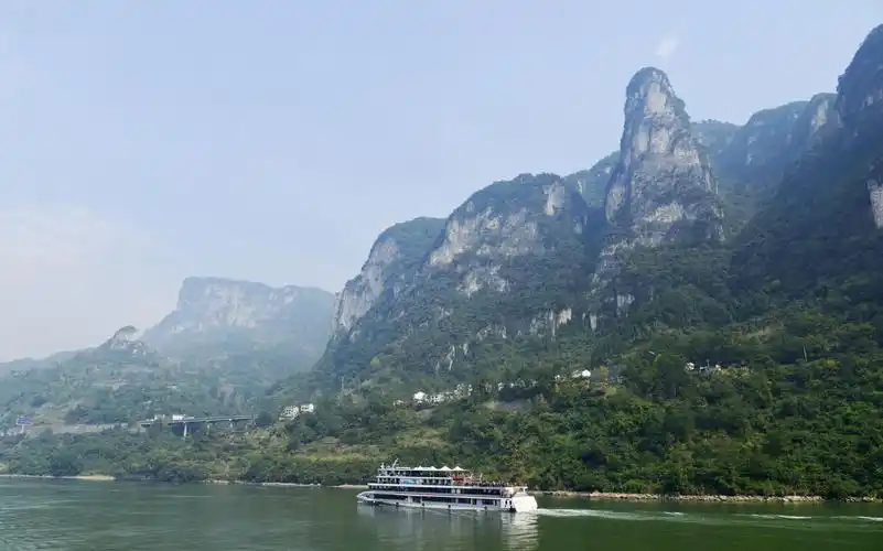 p>西陵峡口风景区位于 a href="#" data-lemmaid="1436958">宜昌市