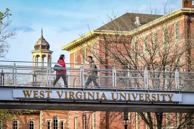 virginia university)正在新泽西州蒙特克莱尔州立大学(montcl