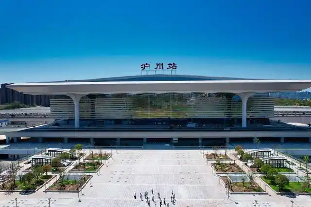 泸州高铁站.杨尚威 摄