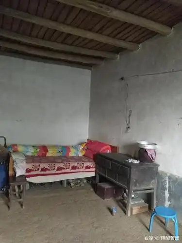 乡下农村的土木房子