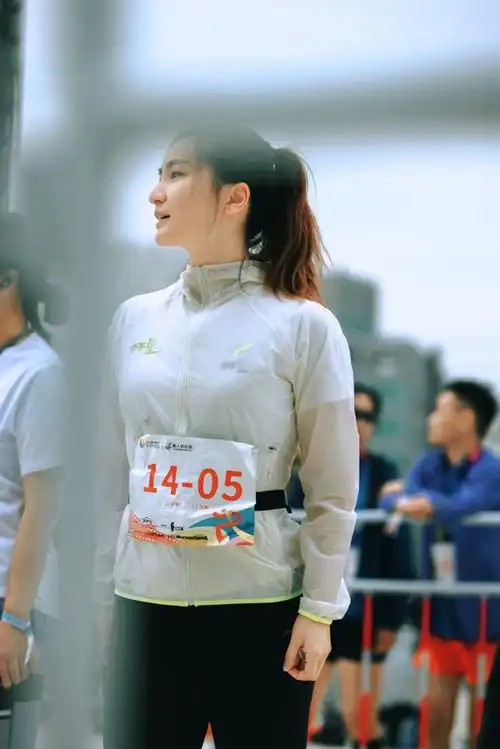 演员郑清文@冉倩93@孙爽小太阳@王艺tong曈曈@杨孟潇@李初念团结就是