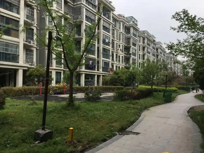 税 随时看房 急售,合肥庐阳区财富广场恒兴金都华庭二手房两室 - 房