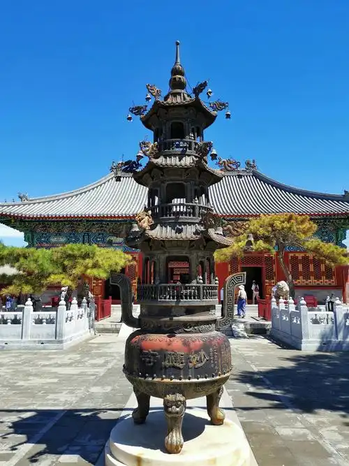 重装开放的妙应寺(白塔寺)