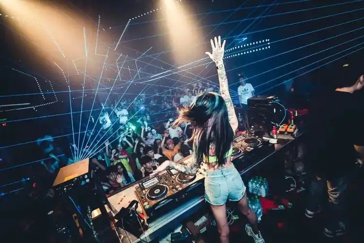 26 dj pinko开启red planet!-惠州幻城酒吧/magic city