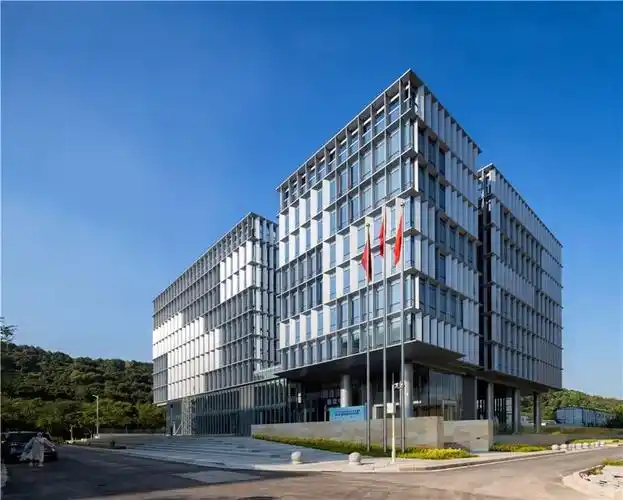 广州龙粤移动电子商务大楼 | 广州瀚华建筑设计有限公司