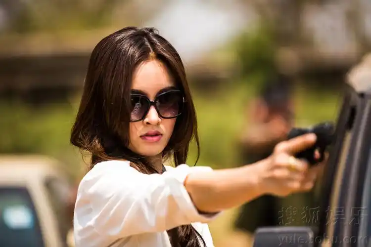 《扫毒》变性毒枭曝惊艳照 与张家辉陷情网(组图)