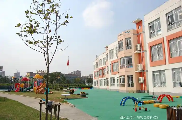 上海浦东新区东方剑桥幼儿园相册