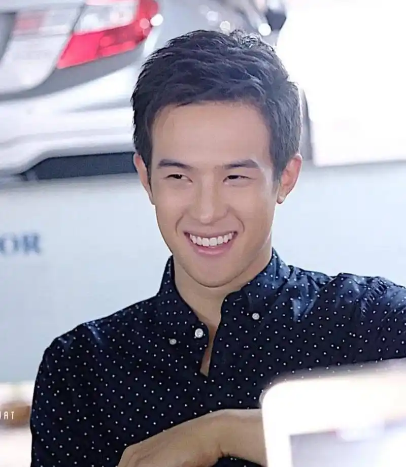 华裔泰星jamesma,气质儒雅,泰娱圈里的劳模典范!