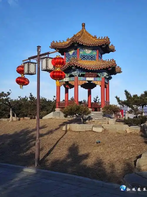 烟台市蓬莱区海市公园大红灯笼高高挂