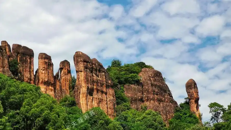 丹霞地貌—石屏风