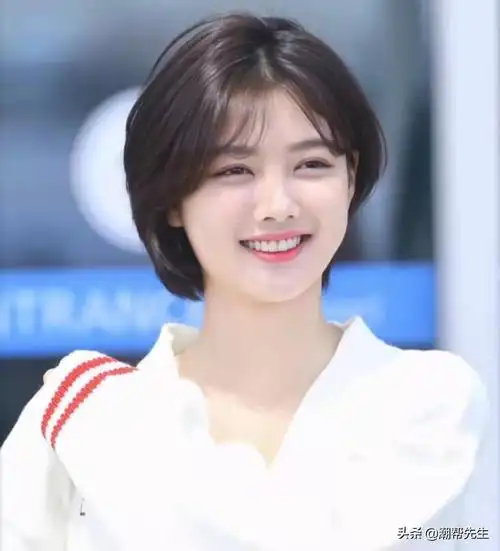 10款适合圆脸的短发(10款适合圆脸的短发学生)