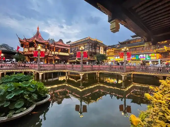 上海城隍庙九曲桥 - emma酱呀 - 图虫