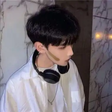 男生头像冷酷忧伤伤感你一笑就晴朗像午后的阳光