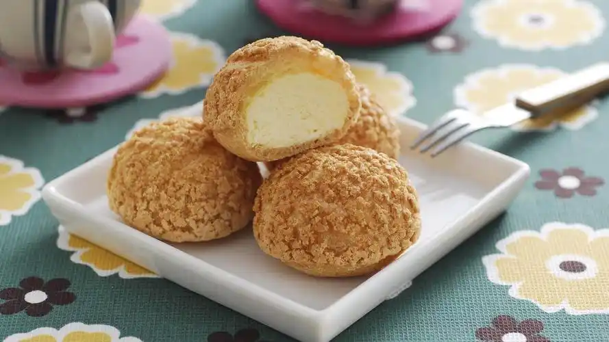 奶油脆皮泡芙壁纸